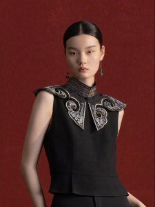 Runway Design Cloud Shoulder Silk Gauze Handmade Beads Accessory