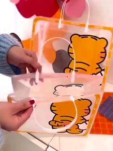 Túi xách trong suốt chống nước hình chú hổ siêu cute chất liệu nhựa PP bền đẹp có thể gấp gọn set 3 túi - Alice Store