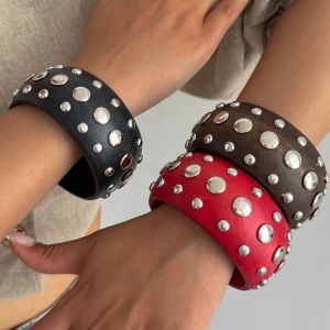 PuRui Hyperbole Creative Red Black Wooden CCB Chunky Bangle Bracelet for Women Vintage Punk Stackable Wide Bangle Grunge Jewelry