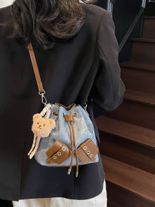 Small Bucket Bag Womens Crossbody Single Shoulder Bag for College Students Commuting Luxury Sensation 2025 New Style