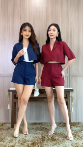 Eadlin - MONA | One Set Semiwool Stripe | Atasan dan Bawahan Wanita Motif Garis Lengan Pendek Berkerah Dengan Kancing Bukaan Crop Top | Celana Pendek Dengan Karet | Korean Style | Clean Outfit | I Wear Eadlin