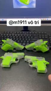 Mô hình Đồ chơi củ cải m1911 trong suốt phát sáng . Đồ chơi giải tỏa căng thẳng cho bé toy