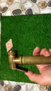 Vòi xịt vệ sinh KAG-KV59 hàng đồng giả cổ vòi rửa bồn cầu Spray mạnh tia nước thẳng thiết kế đẹp màu inox bóng