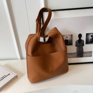 Vintage Large Capacity Bucket Bag Womens Crossbody Bag Commuting Tote Bag Soft PU Leather Magnetic Buckle Closure Casual Handbag