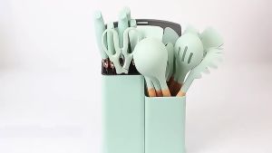 Wooden Handle Silicone Kitchenware Set 19-piece Cooking Spatula Colorful Non-stick Chefs Cooking Tools Set - Heat-resistant Nonstick Utensils Kitchen