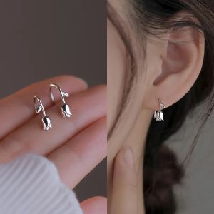 Thời Trang màu bạc hoa tulip khuyên nụ Cho nữ phụ nữ Đơn Giản Độc Đáo Ngọt Ngào đồ trang sức lãng mạn Đảng 2023 xu hướng mới