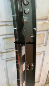 Sarang Tawon Mobil HINO LOHAN 2840 EMGI