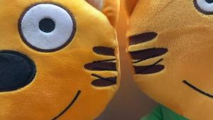 HOT New arrival in stock Kid-e-Cats cartoon toy Karamelka three cats plush soft and cute dolls