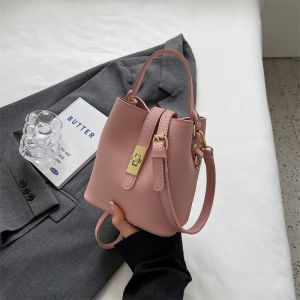 Túi Đeo Chéo Nữ Thời Trang Mùa Hè 2024 Túi Đeo Vai Đa Năng Túi Xô Mềm PU Khóa Từ Màu Trơn Phong Cách Hàn Quốc Túi Đeo Vai Đơn