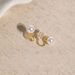 Pearl Non-Pierced Clip-On Earrings Pads for Women 2026 Popular High-End Stud Earrings Non-Painful Alloy