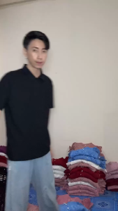 เสื้อลูกไม้คอป้าย