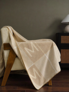 Mercury | Wool-Like Warmth Blanket