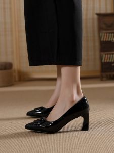 รองเท้าส้นสูงที่รองเท้าส้นสูงขนาด 41-43 ผู้หญิง รองเท้าแฟชั่นเดี่ยว สไตล์เกาหลี พื้นรองเท้ายางแบบสวมนิ้วเท้าแบบสวม