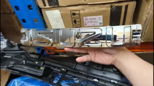 J12S04 EMBLEM MARK ( ISUZU ) ISUZU D-MAX 20YR-23YR