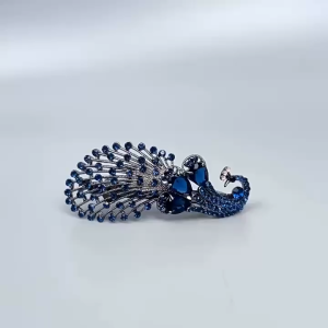 Kẹp tóc hình con công 65cm . Kẹp tóc bấm ngang đính kim cương siêu sang trọng