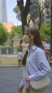 Nước hoa nữ tươi mát PUCELLE Eau De Luxe Body Spray Azure 150ml hương Trái Cây và Hoa Cỏ