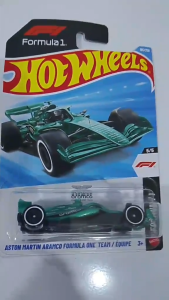 Hot Wheels Formula 1 Aston Martin Aramco Formula One Team car 5/5 green aerodynamic design