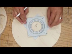 Meja Putar Braket Cincin Besi Persegi dengan Bantalan Lazy Susan Berlapis Perak (4 inci)