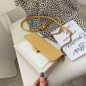 G2811 Tas Selempang Import Wanita 1Kg Muat 2Pcs - Calviero Collection