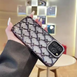Rhombus Lattice Glitter Phone Case For Samsung Galaxy S26 S25 S24 S23 Ultra Plus 5G A16 Wrist Strap 3D Four-Leaf Diamond Shell
