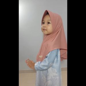 Aliya Hijab Instan Anak Segitiga Jersey Super Nyaman Bergo Daily Jilbab Umur S 3-5 thn & M 6-8 tahun