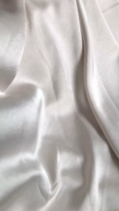 Vải Lụa Dập Gãy Màu Be Nhạt Khổ 1m5 - Không Giãn Chất Mềm Mượt Rũ Láng - May Đầm Thiết Kế Áo Dài