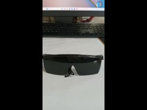 Kacamata Las Safety Hitam Gelap: Perlindungan Mata yang Tepat