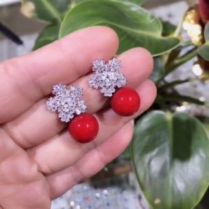 Bông tai ngọc trai giả đỏ bông tuyết đính đá trắng