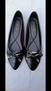 Sepatu Wanita Flatshoes Hitam Y02 Formal & Casual