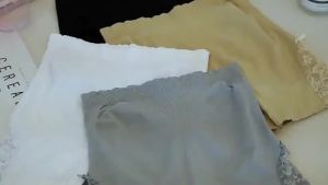 【Delivery 2-3 days】YIFAFA Womens Seamless Lace Safety Panties 40-70kg Pure Cotton Crotch Comfortable Seamless Fit Abdomen Hip Lifting Bottoming Shorts Underwear