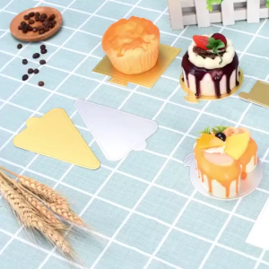 100pcs/pack Mousse Cake Board Mini Cake Board Gold with Handle Disposable Party Mini Cake Board