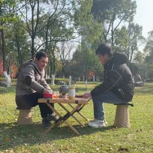 Soft rubber folding stool for outdoor portable travel adjustable telescopic stool retractable seat street vendor night market train Mazza