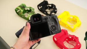 Silicone Camera Bag Suitable for Canon R5 Mark II EOS R5II Protective Case Soft Shell Shockproof Scratch-Resistant