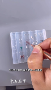 Khuôn Nail Silicone Tạo Hình Nổi 3D Tạo Charm Nhựa Trang Trí Móng