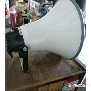 corong speaker Narae 15inc 40 Watt NSH 4040 Cocok sekali untuk mesjid-mesjid ruang terbuka lapangan gedung serbaguna sekolahan musholla diameter tdk terlalu besar