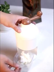 【พร้อมสต็อก|ส่งจากกทม】เครื่องโกนหนวดน้ำแข็งด้วยมือ วัสดุเกรดอาหาร เครื่องทำสมูทตี้ (พร้อมแม่พิมพ์)