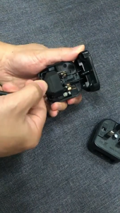 2 pin to 3 Pin Plug European to Malaysia/UK Converter Plug with Power Fuse Adaptor Convert Travel Socket