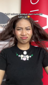 INAI PEWARNA RAMBUT HALAL - 4 FREE GIFT COVER KIT - HENNA HAIR COLOUR 5 IN 1 INAI REPUBLIC (8 WARNA) HENNA DYE HAIR | WITH ALOEVERA AND STRAWBERRY FRAGRANCE HAIR COLOR - 200 ml - Henna Hair Dye - Inai Rambut Telus Air Mesra Wudu