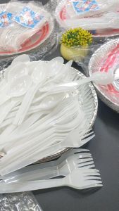25PCS DISPOSABLE PAPER PLATE / DISPOSABLE PLASTIC SPOON AND FORK / PARTY SUPPLIES / TABLEWARE