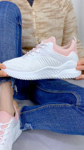 Ready Stock Fashion White Rubber shoes for women Korean Sneakers For Women New Black casual Breathable Walking Shoes For Ladies