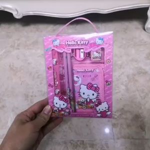 ชุดเครื่องเขียน ดินสอ 2 แท่ง ไม้บรรทัด กบเหลา ยางลบ กระเป๋าตัง 413