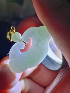 (Certificate) 100% Natural High Quality Natural Burmese Feicui Jade Lucky Cloud Pendant (附证书) 100%纯天然A货 翡翠祥云 吊坠 精致上档次 水头油亮 值得收藏