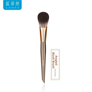 Lades | Face Shaping and Highlighting Brush