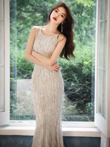 ชุดราตรีผู้หญิง ชุดยาวทรงเข้ารูป ชุดกินข้าวกลางคืน ชุดเดรสยาวปานกลาง เสื้อผ้าทำงาน ชุดแต่งงาน ชุดไปงานปาร์ตี้