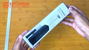 Milk Hand Frother With Stand Cover Penutup Mini Mixer Portable Whisk Alat Foaming Pengocok Telur Kopi Susu