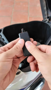 Thiết bị định vị T8 Pro GPS 4G định vị xe máy ô tô xe điện App Tiếng Việt Cảnh báo chống trộm chính xác cao