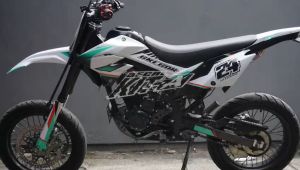 Decal klx 150 new dtracker putih hijau tosca terbaru terupdate trend 2023 Sticker motor klx dtreker dtracker 150 putih tosca hitam supermotor