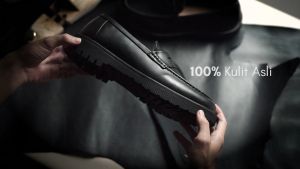 KARN BLACK (KULIT ASLI) |ManNeedMe x Kenzio| Sepatu Pantofel Pria Slip On Formal Shoes