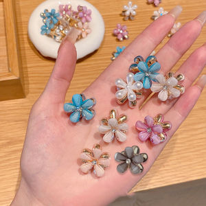 Luckin Mart Alloy Mini Flower Hair Claws Women Small Hair Clips Headdress Kids Sweet Hairpins Barrettes Fashion Hair Accessories