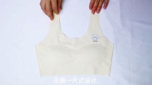 Girls Underwear Seamless Soft Comfortable Breathable Cute Pattern Students Underwear 8-16 Year Old Students Bra Independently Packaged Girls Bra 少女內衣 小背心 女童背心